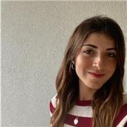 Sono una studentessa al secondo anno di economia e offro ripetizioni e aiutocompiti per ragazzi di medie e superiori.